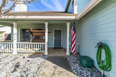 821 Saddle Horn Trail, Vacaville, CA 95687 - Photo 8
