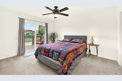 129 Carlsbad Circle, Vacaville, CA 95687 - Photo 18