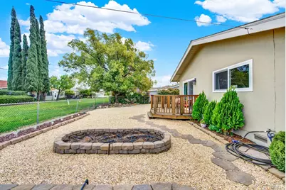 129 Carlsbad Circle, Vacaville, CA 95687 - Photo 32