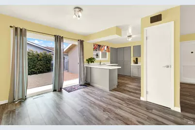 129 Carlsbad Circle, Vacaville, CA 95687 - Photo 12