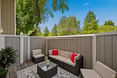 2151 W Steele Lane, Santa Rosa, CA 95403 - Photo 18