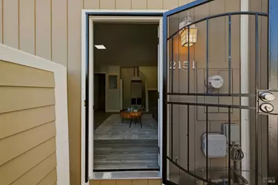 2151 W Steele Lane, Santa Rosa, CA 95403 - Photo 6