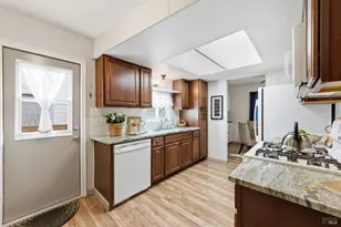 99 Hacienda Dr, Napa, CA 94558 - Photo 14