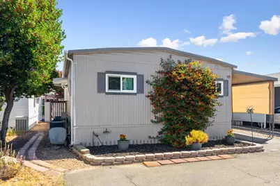 99 Hacienda Drive, Napa, CA 94558 - Photo 2