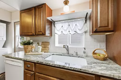 99 Hacienda Drive, Napa, CA 94558 - Photo 16