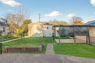 153 S Seymour St, Napa, CA 94559 - Photo 38