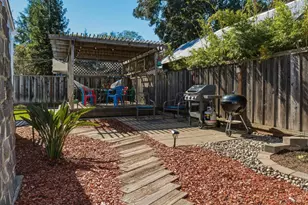 1136 Poppy Dr, Santa Rosa, CA 95404 - Photo 32