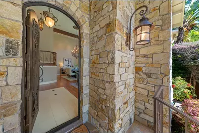 87 Del Oro Lagoon, Novato, CA 94949 - Photo 8