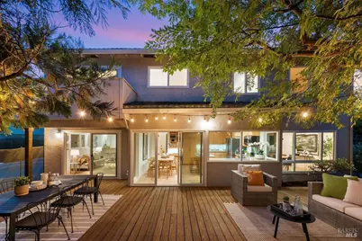 116 Twelveoak Hill Drive, San Rafael, CA 94903 - Photo 4