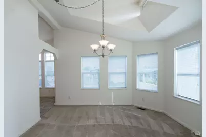 32 Yorkshire Drive, Santa Rosa, CA 95401 - Photo 28