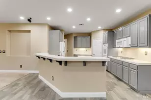 318 San Marino Ln, Brentwood, CA 94513 - Photo 14