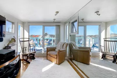 35 W Pier, Sausalito, CA 94965 - Photo 14