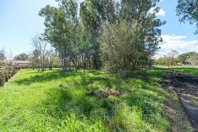 19360 Linden Street, Sonoma, CA 95476 - Photo 32
