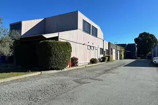 7 Pamaron Way, Novato, CA 94949 - Photo 2