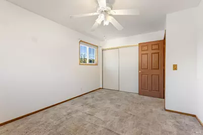 692 Linwood Street, Vacaville, CA 95688 - Photo 26