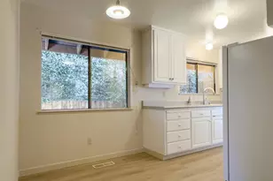 380 Las Casitas Ct, Sonoma, CA 95476 - Photo 12