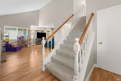 300 Robin Circle, Vacaville, CA 95687 - Photo 6