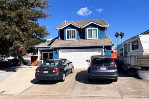 300 Robin Cir, Vacaville, CA 95687 - Photo 1