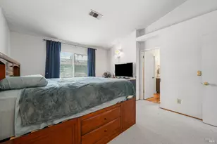 300 Robin Cir, Vacaville, CA 95687 - Photo 20