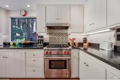 17600 Willow Creek Road, Occidental, CA 95465 - Photo 30