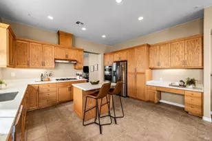 624 Emerald Hills Cir, Fairfield, CA 94533 - Photo 22