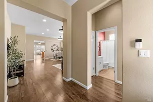 624 Emerald Hills Cir, Fairfield, CA 94533 - Photo 6