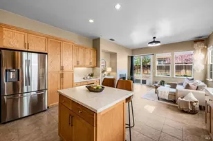 624 Emerald Hills Cir, Fairfield, CA 94533 - Photo 28