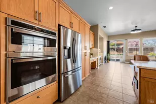 624 Emerald Hills Cir, Fairfield, CA 94533 - Photo 26