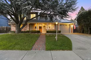 6 Gothic Dr, Novato, CA 94947 - Photo 2