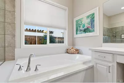 2000 Linden Court, Vacaville, CA 95688 - Photo 36