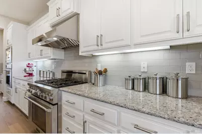 2000 Linden Court, Vacaville, CA 95688 - Photo 22