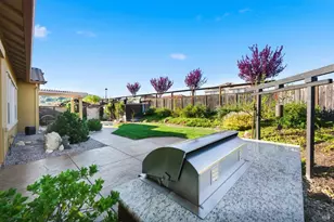 2000 Linden Ct, Vacaville, CA 95688 - Photo 48