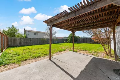 154 Brockton Court, Vacaville, CA 95687 - Photo 34