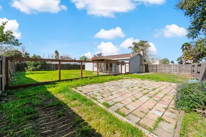 154 Brockton Court, Vacaville, CA 95687 - Photo 32