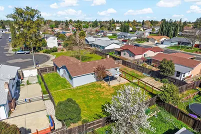 154 Brockton Court, Vacaville, CA 95687 - Photo 52