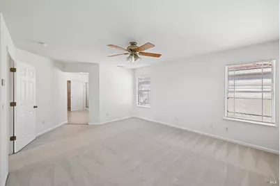 231 Roundhill Court, Vacaville, CA 95687 - Photo 22