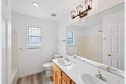 231 Roundhill Court, Vacaville, CA 95687 - Photo 38