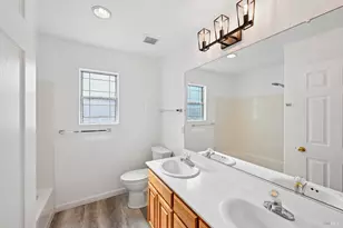 231 Roundhill Ct, Vacaville, CA 95687 - Photo 38