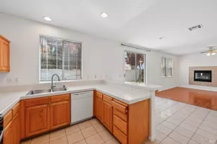 231 Roundhill Ct, Vacaville, CA 95687 - Photo 12