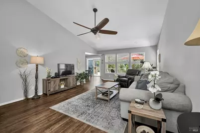 18278 N Shore Drive, Hidden Valley Lake, CA 95467 - Photo 8