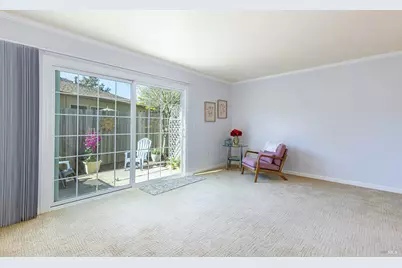 1452 Townview Avenue, Santa Rosa, CA 95405 - Photo 4