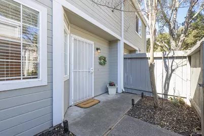 1452 Townview Avenue, Santa Rosa, CA 95405 - Photo 2