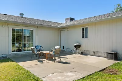 244 Woodhill Drive, Redding, CA 96003 - Photo 34