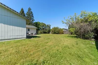 244 Woodhill Drive, Redding, CA 96003 - Photo 38