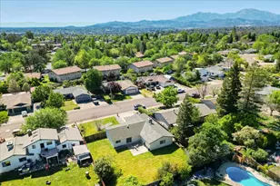 244 Woodhill Dr, Redding, CA 96003 - Photo 52