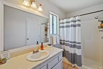 244 Woodhill Drive, Redding, CA 96003 - Photo 16