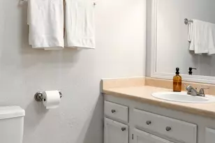 244 Woodhill Dr, Redding, CA 96003 - Photo 42