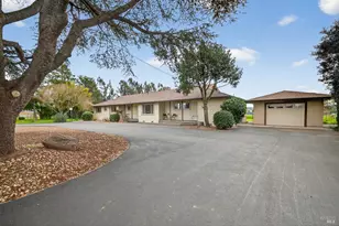 101 McBrown Rd, Petaluma, CA 94952 - Photo 2
