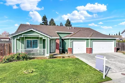 675 Brians Way, Dixon, CA 95620 - Photo 2