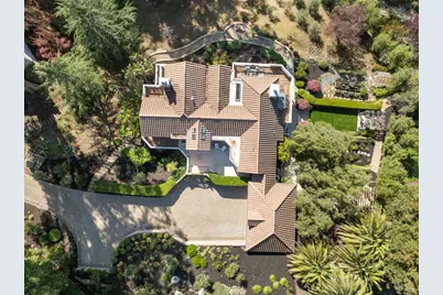 99 Deer Park Avenue, San Rafael, CA 94901 - Photo 2